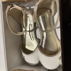 Michael Kors Girl Flat Dress Shoe Size 9
