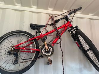 Trek  pre-caliber