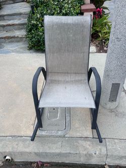 **Curb Alert** Free Patio Rocking Chair