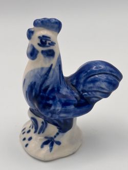 Vintage Hand Painted Blue & White Ceramic Rooster Figurine 2.5”
