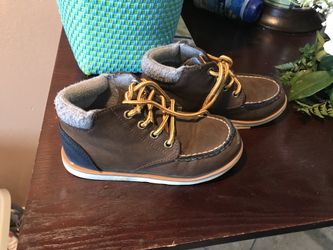 Boy shoes