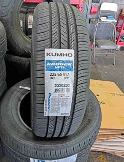 SET OF TIRES 225/65/17