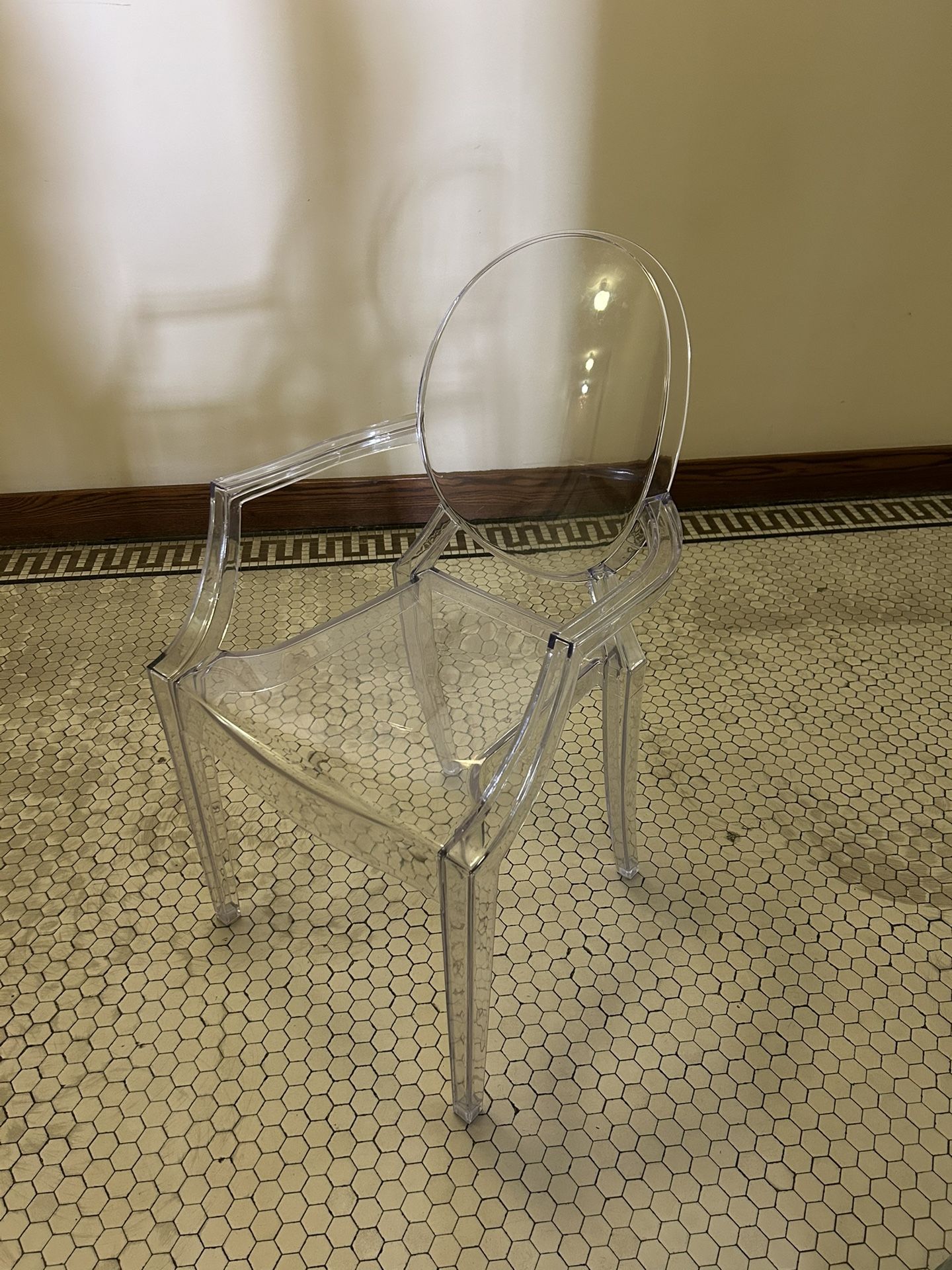 Modern Acrylic Ghost Dining Chairs