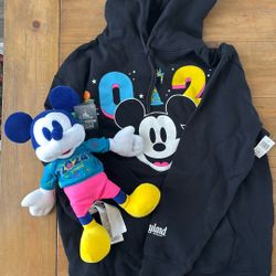 Disneyland hoodie Adult medium + Mickey Mouse Stuffed toy
