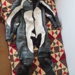 BILT RACING FULL BODY LEATHER SUIT ADULT SIZE SIZE US 48 EUR 58
