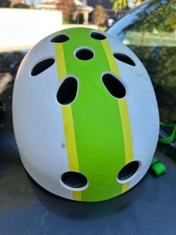 Helmet adult