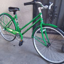 Nice Bike GRAN ROYAL TIRES SIZE 700C FRAME SIZE MEDIUM 