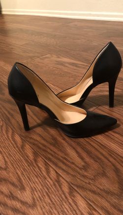 Black Pumps/ heels