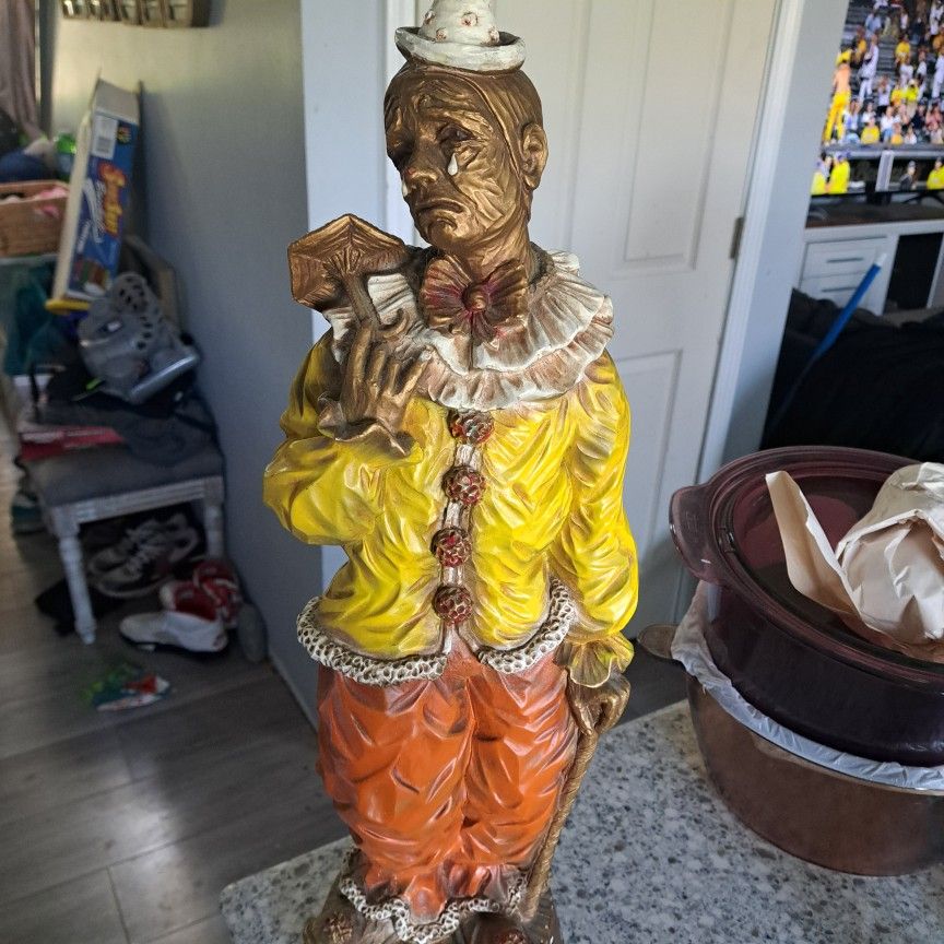 FABULOUS ANTIQUE CERAMIC CLOWN (24") -