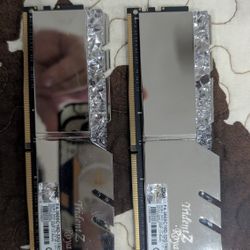 Trident Z Royal DDR4 Ram Kit