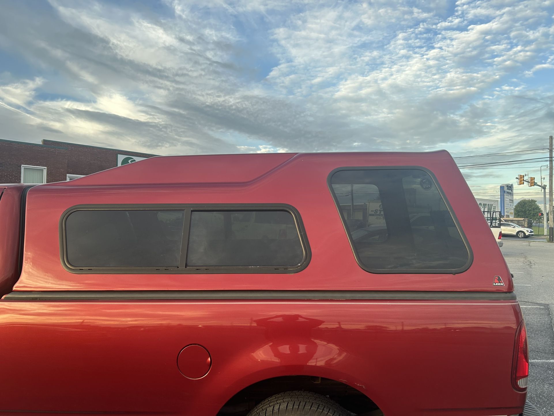 8ft Leer Tall Cab