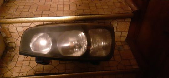 Headlights 03 Hyundai Elantra