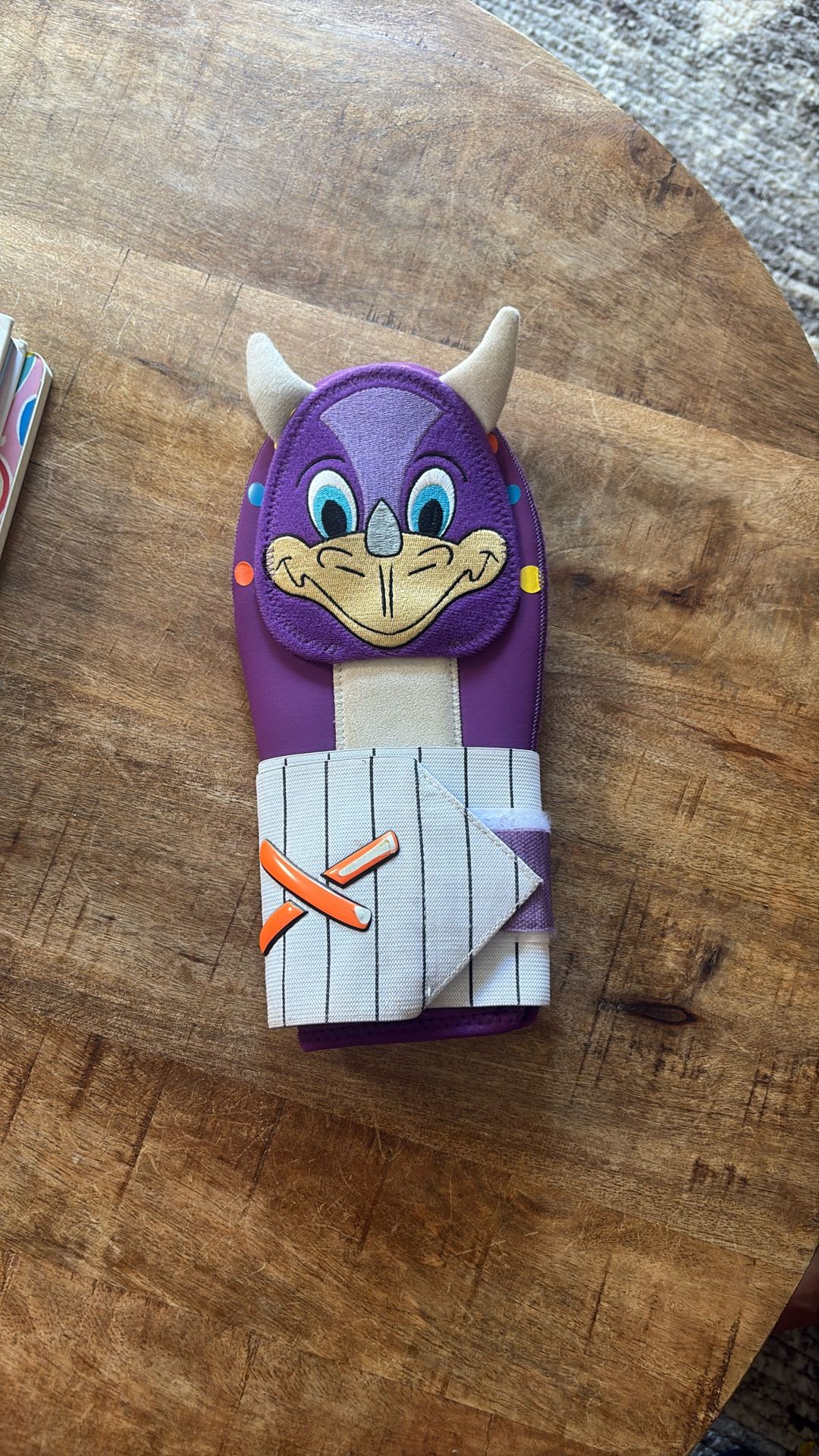 Absolutely Ridiculous Sliding Mitt 