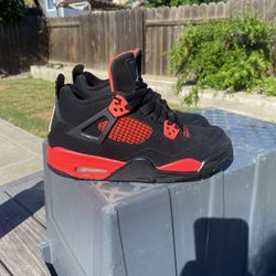 Jordan 4 Red Thunder 