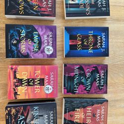Throne Of Glass Series, Sarah J Maas - NEW