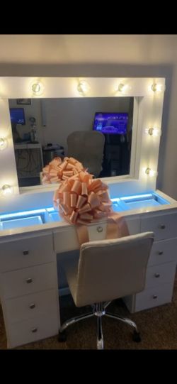 💄💄NEW VANITY💄💄