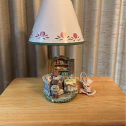 Vintage Bear Tea Party Lamp 
