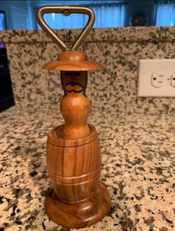 Bottle Opener/Mature/Vintage 