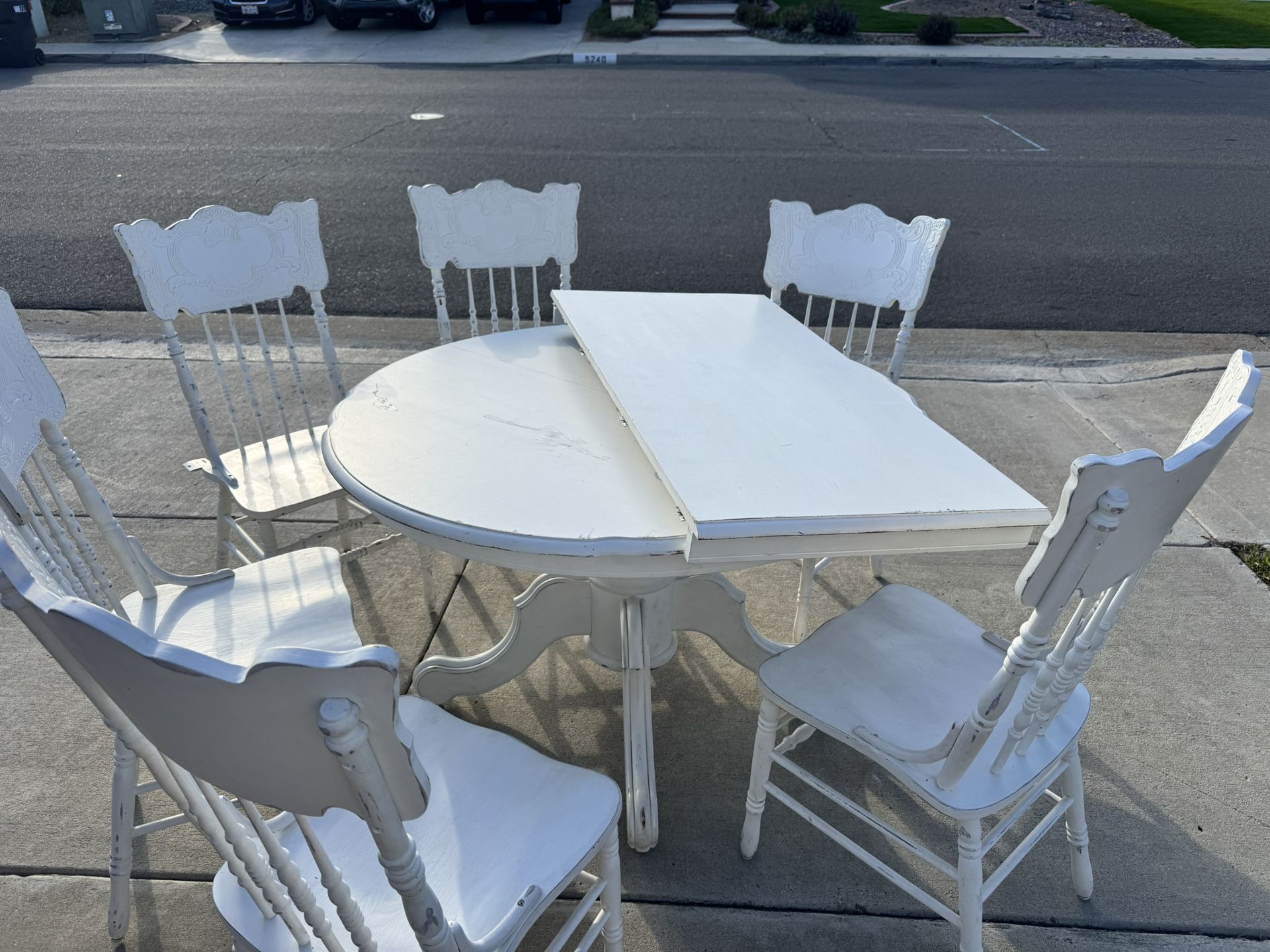 Antique Dining Table For 6 With The Leaf And Chairs 