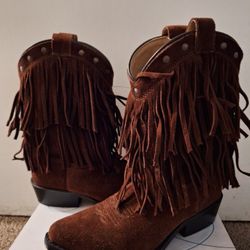 Girls Fringe Boots 