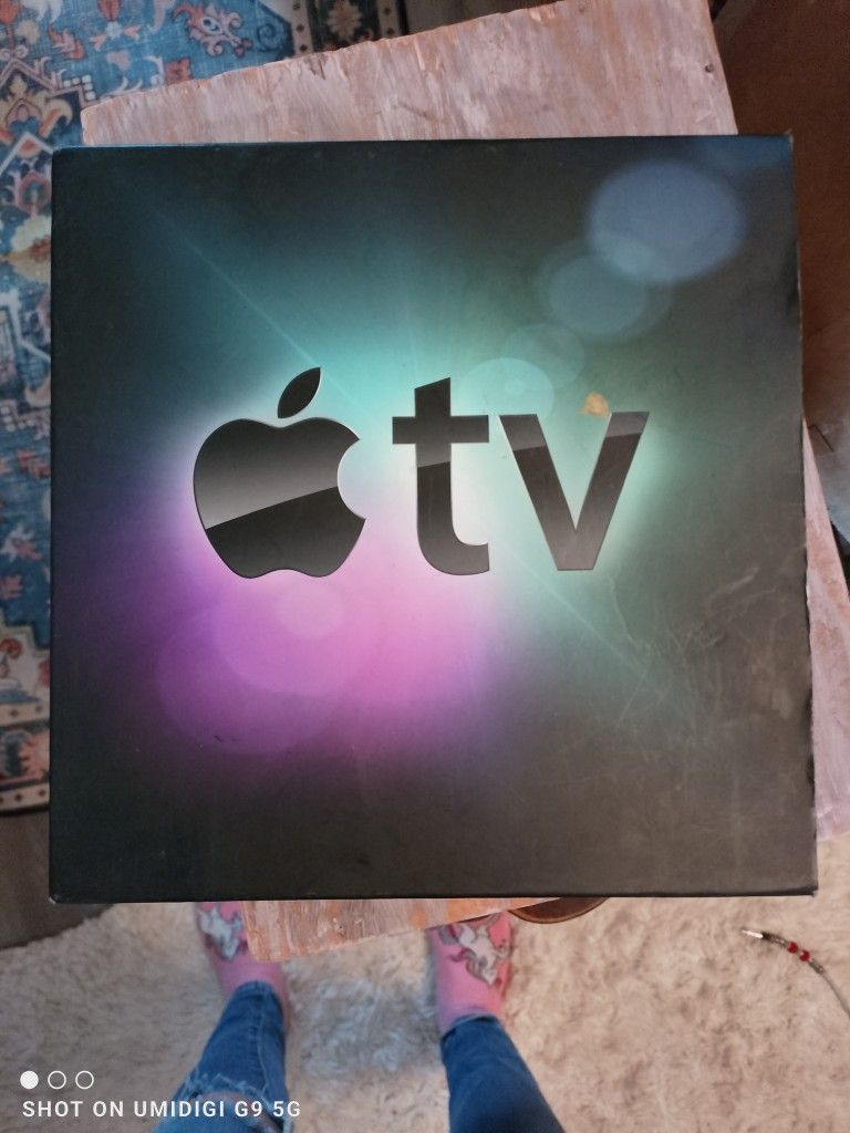 APPLE TV