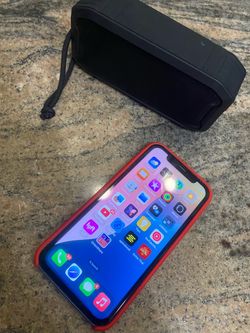 iPhone XR & Bluetooth speaker
