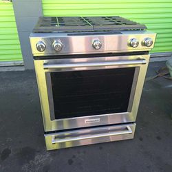 LIKE NEW !! KITCHENAID 30" STAINLESS STEEL SLIDE IN GAS STOVE WITH CONVECTION OVEN  & STEAM CLEAN