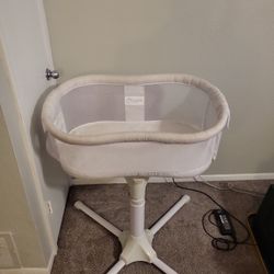 HALO Bassinet Swivel Sleeper