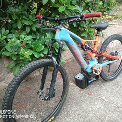 Specialized Turbo Levo Expert, Carbon, Upgraded Motor & Low Mi Battery