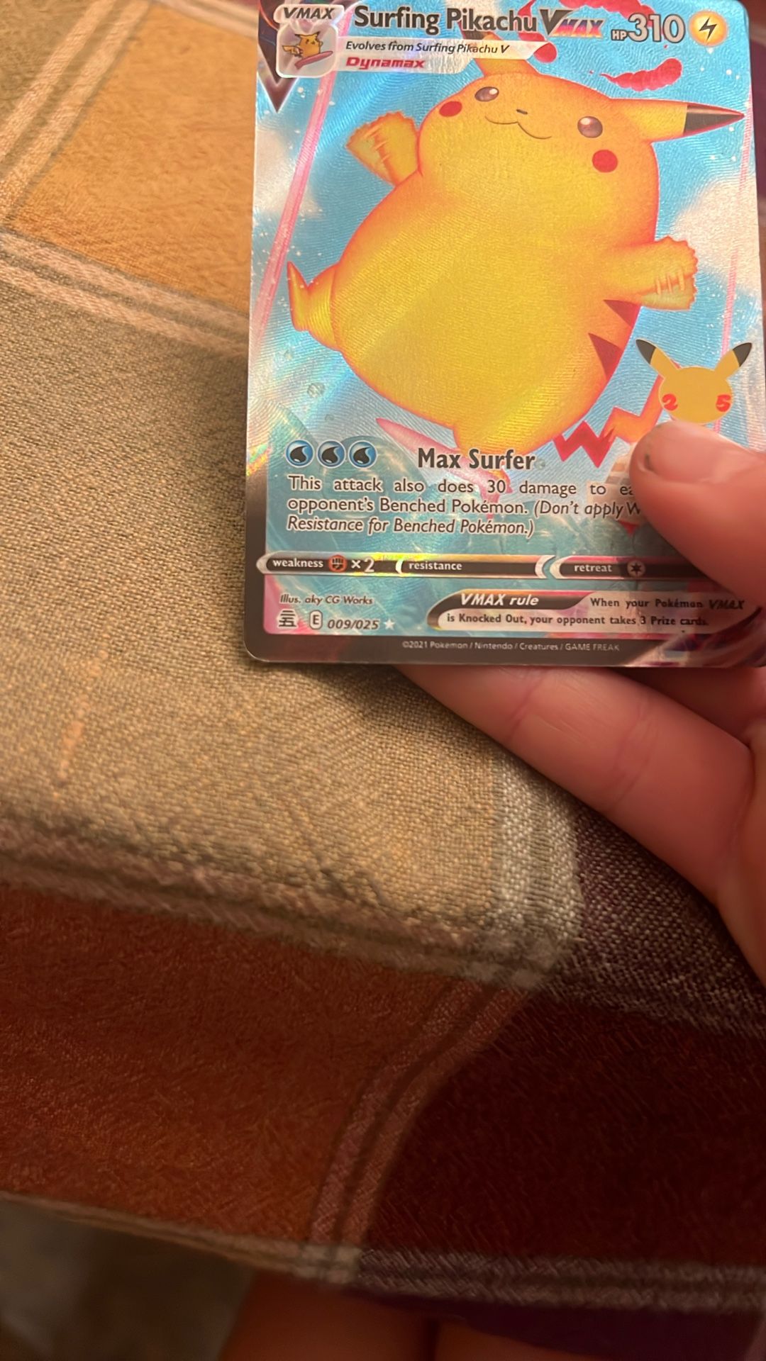 Limited Edition, Surfing Pikachu Vmax