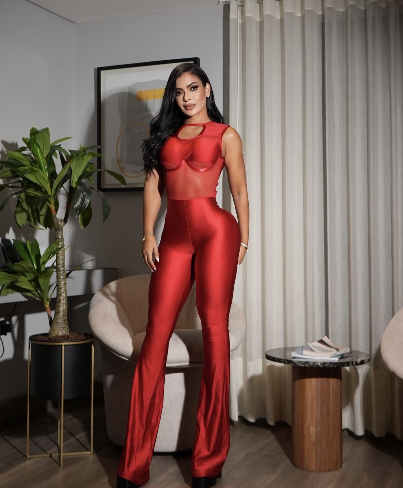 ππΌ Beautiful designs that highlight your curves.