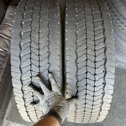 225/70/19.5 Continental