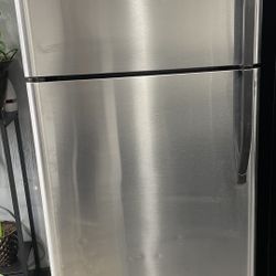 Kenmore Refrigerator 