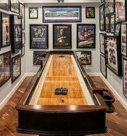 9ft Shuffleboard Table