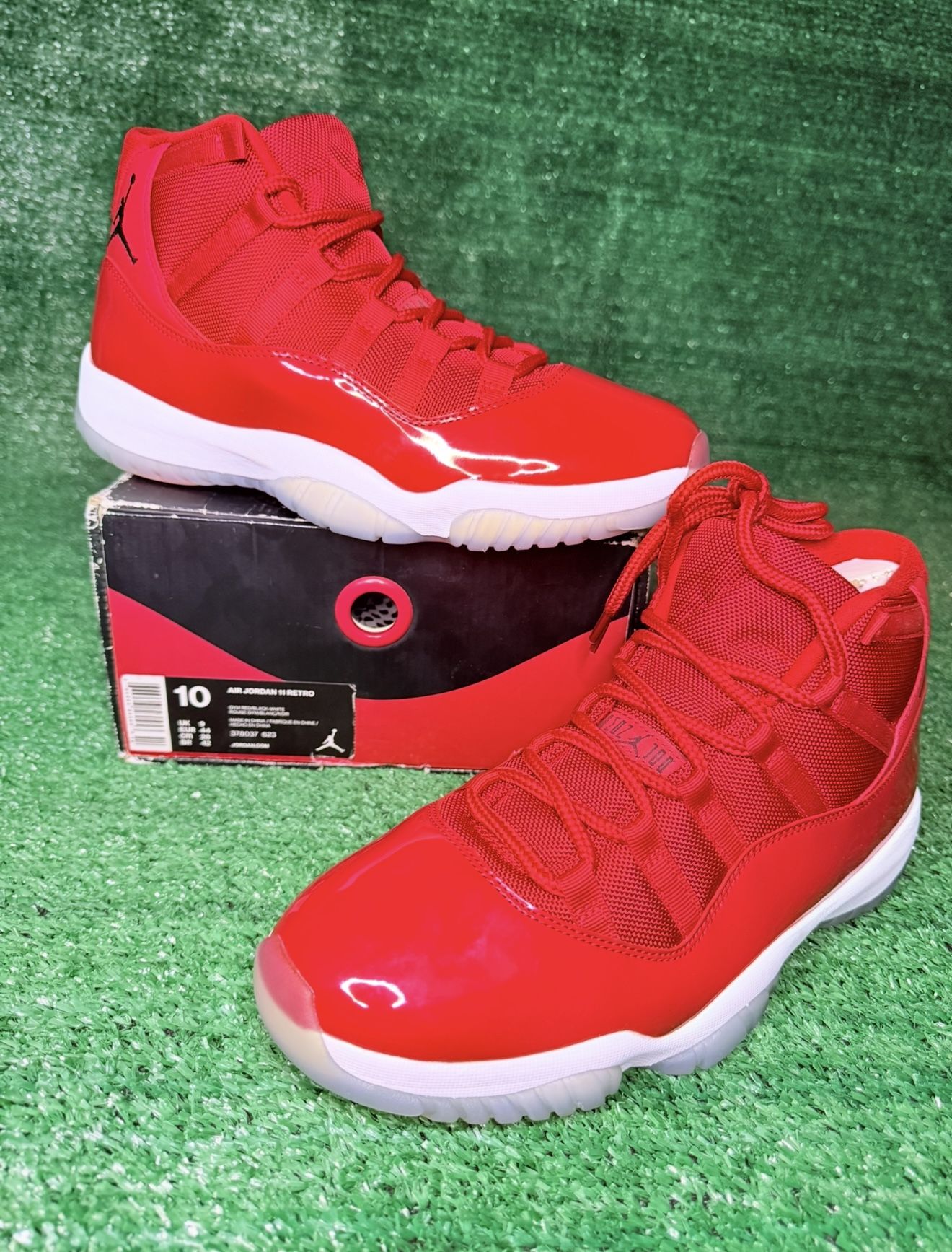 Jordan 11 Win Like 96 New With Replacment Sleeve For Box