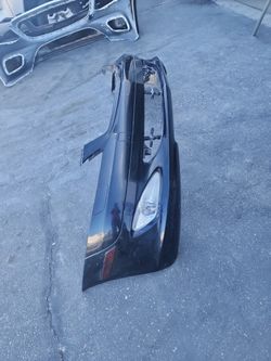 07/08/09 Mercedes S550 Front Bumper