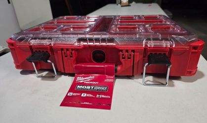 Brand New Milwaukee Packout 11-Compartment Organizer