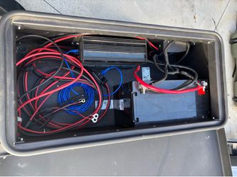 Solar Off Grid Battery System in lockable steel box