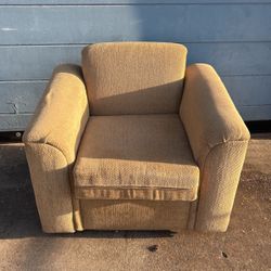 Chair - Cushioned, Clean, Like New