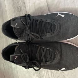 Pumas Shoes
