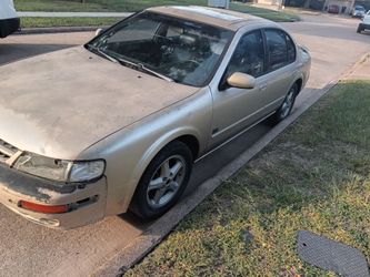 1999 Nissan Maxima