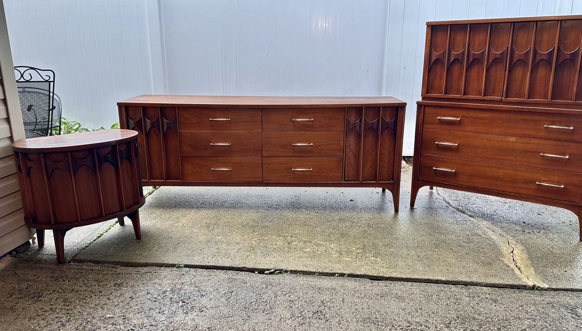 Mid Century Modern Bedroom Set By Kent Coffey