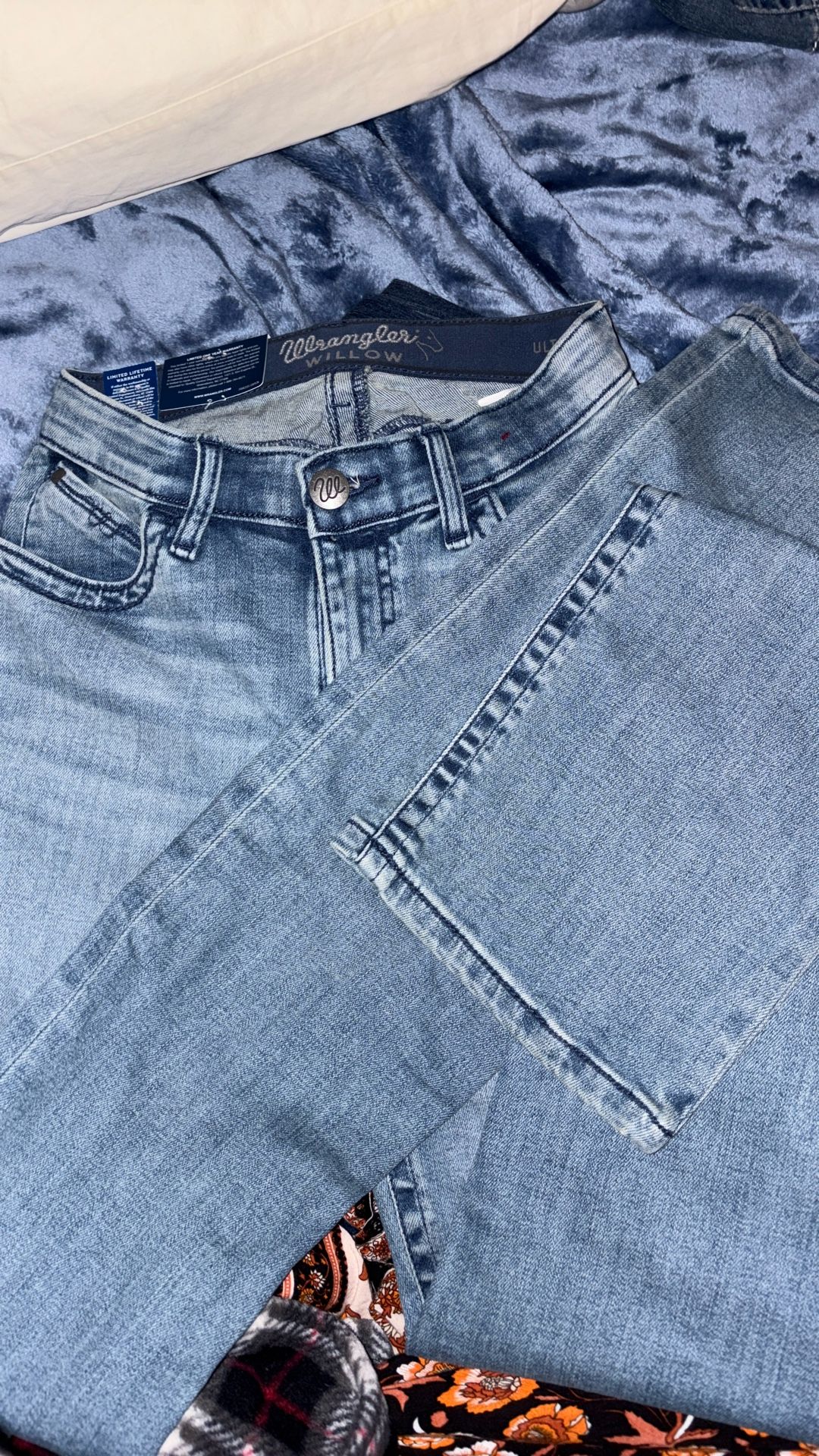 Wrangler Riding Jeans ( New With Tags ) Willow
