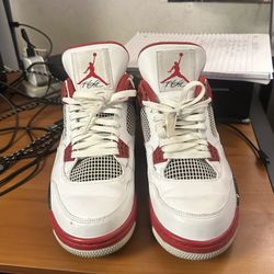 Nike Air Jordan 4 Retro “Fire Red” – Men’s Size 10.5