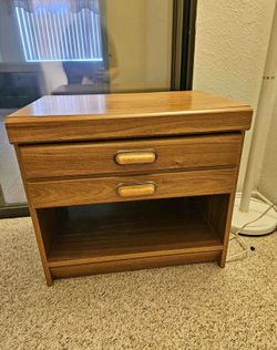 Night stand