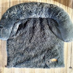 Pelsbarn Scandinavian Dog Bed  (New)