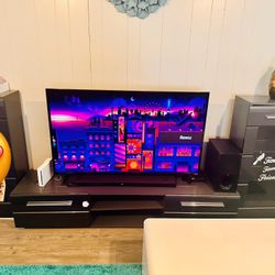 Entertainment Set 4pc Set 