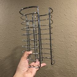 Toilet paper holder