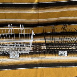 BRAND NEW BEACH CRUISER BIKE BASKETS BLACK OR WHITE $10 EACH 