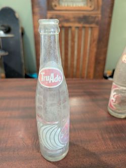Tru ade Non-Carbonated orange drink of the 1950s and '60s